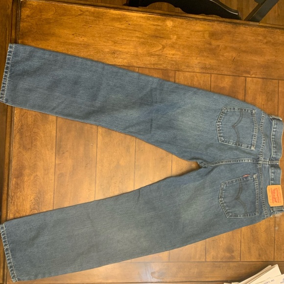 never worn levi’s - Picture 3 of 5